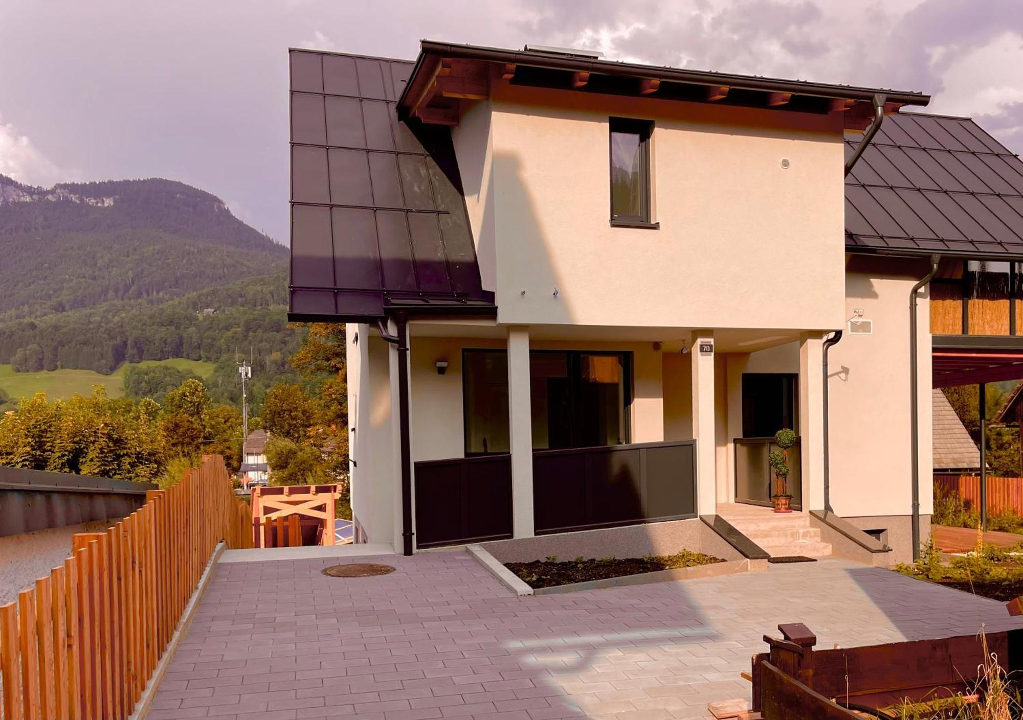 Mitzis Stubn Apartments - Bad Goisern - 24-Hour Self Check-In Exterior photo